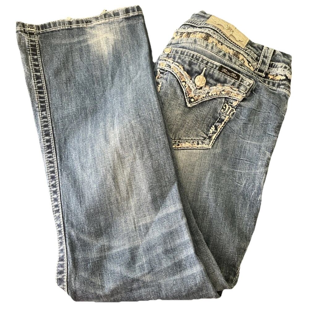 Miss Me Jeans Bootcut Size 32 Low Rise Embroidered Rhinestones Y2K Low Rise